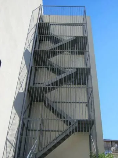 Kapalı Yangın Merdiveni Ankara Metal
